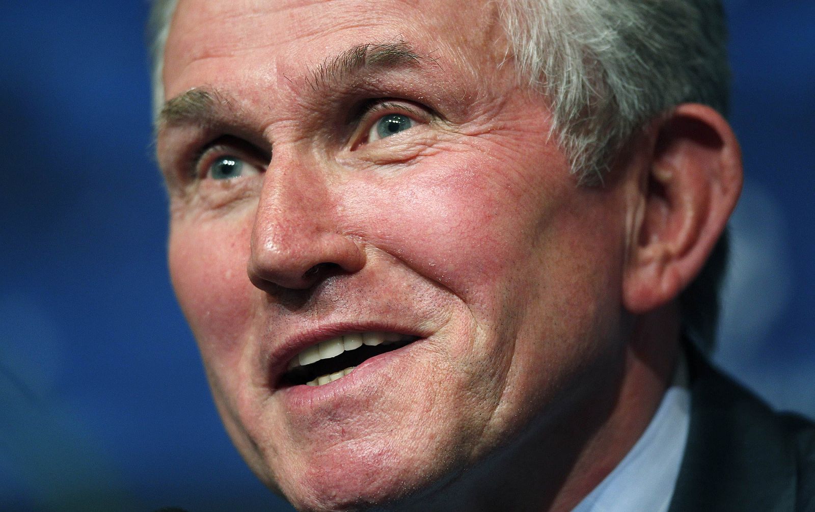 El entrenador del Bayern, el alemán Jupp Heynckes, en rueda de prensa