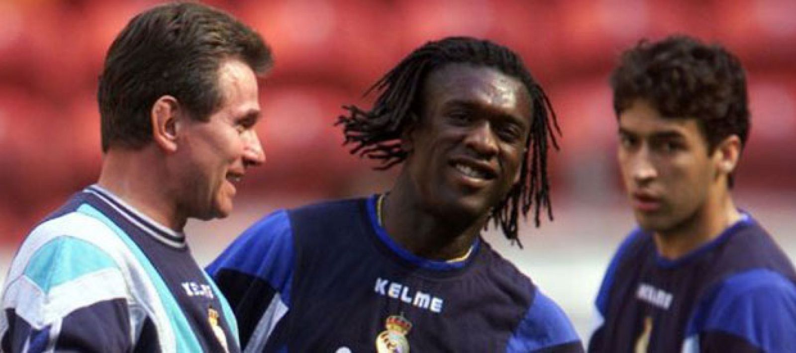 Heynckes, en su etapa como entrenador del Real Madrid junto a Seedorf y Raúl