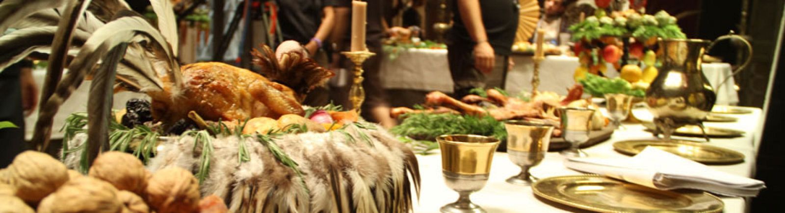 Imagen del banquete en Segovia del capítulo 10 de 'Isabel'