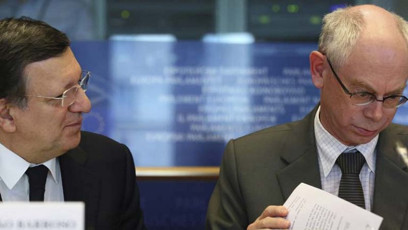 Bruselas permite un déficit del 6,5% en 2013, pero pide revisar la reforma laboral en septiembre