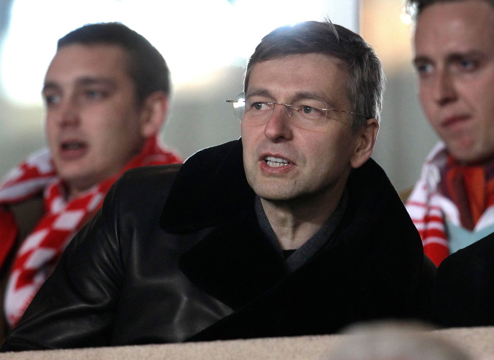 Dmitri Rybolovlev, propietario del AS Mónaco, sigue un partido de su equipo