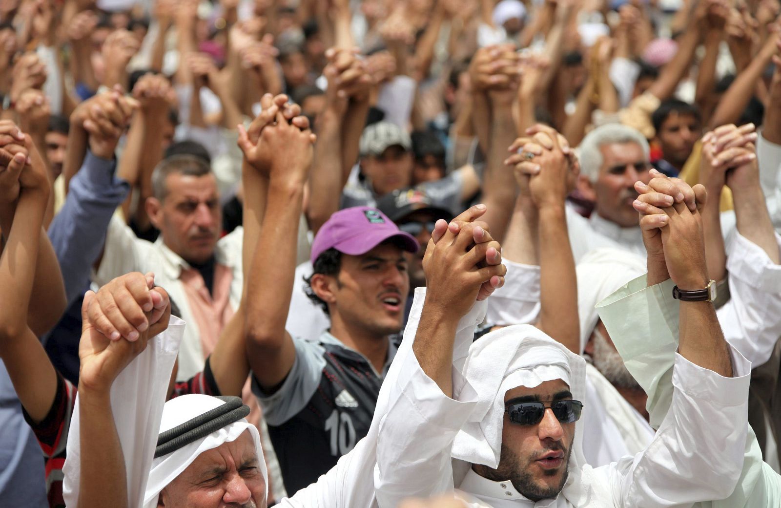PROTESTAS DE LOS SUNÍES EN FALUYÁ