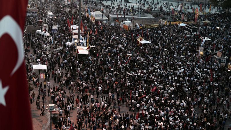 Taksim acepta el desafío de Erdogan: "Vendremos aquí hasta que consigamos algo" 
