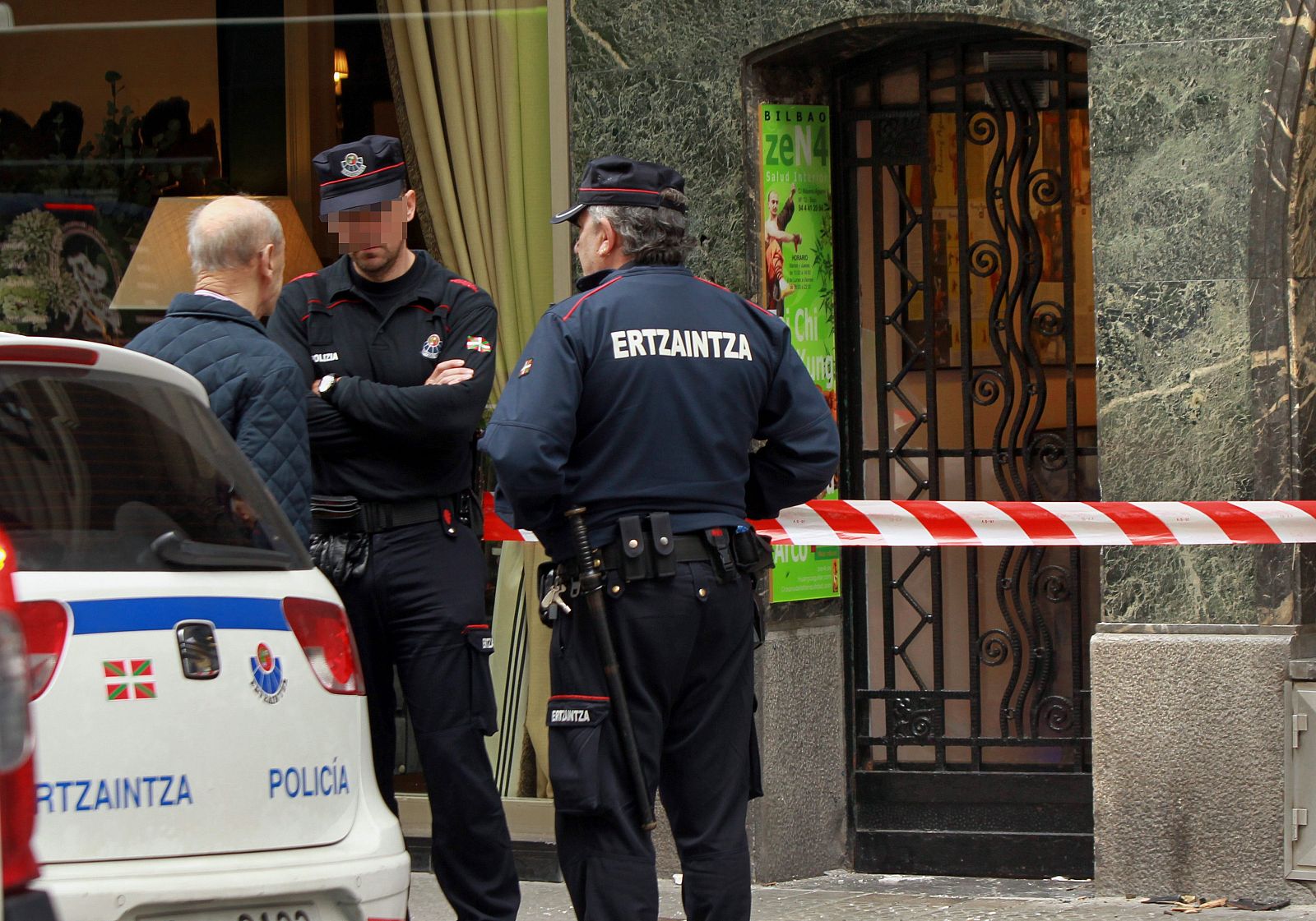 La Ertzaintza inspecciona el gimnasio de Bilbao cuyo dueño está acusado de dos asesinatos