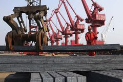 Bruselas denuncia a China en la OMC por los aranceles a los tubos de acero