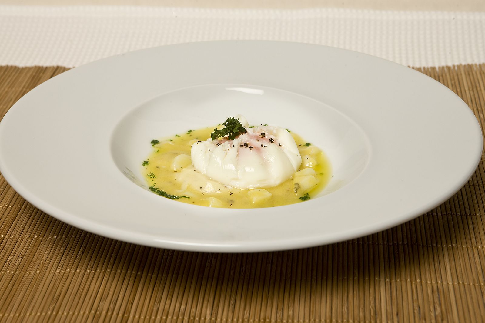 MasterChef - Huevo escalfado con bacalao al pil pil