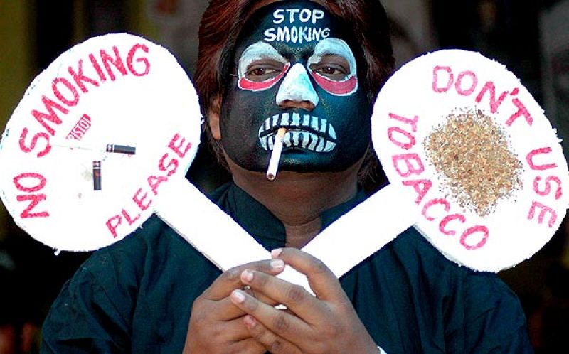 Día sin tabaco, noche ahumada