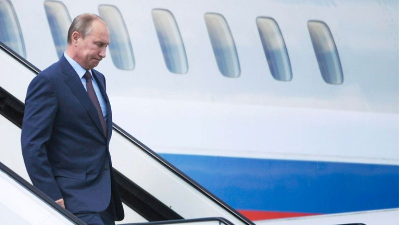 Putin reconoce que Snowden está en Rusia y Estados Unidos urge de nuevo a su extradición 