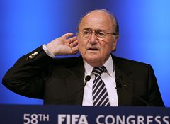 La FIFA aprueba la norma 6+5