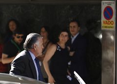 La Policía pide al juez Ruz investigar transferencias de Bárcenas a Liechtenstein