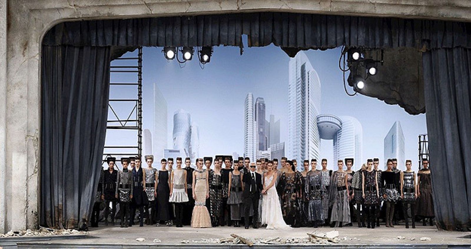 desfile-alta-costura-de-karl-lagerfeld-para-chanel