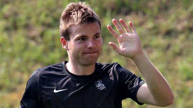 Asier Illarramendi acude al primer entrenamiento de la Real Sociedad