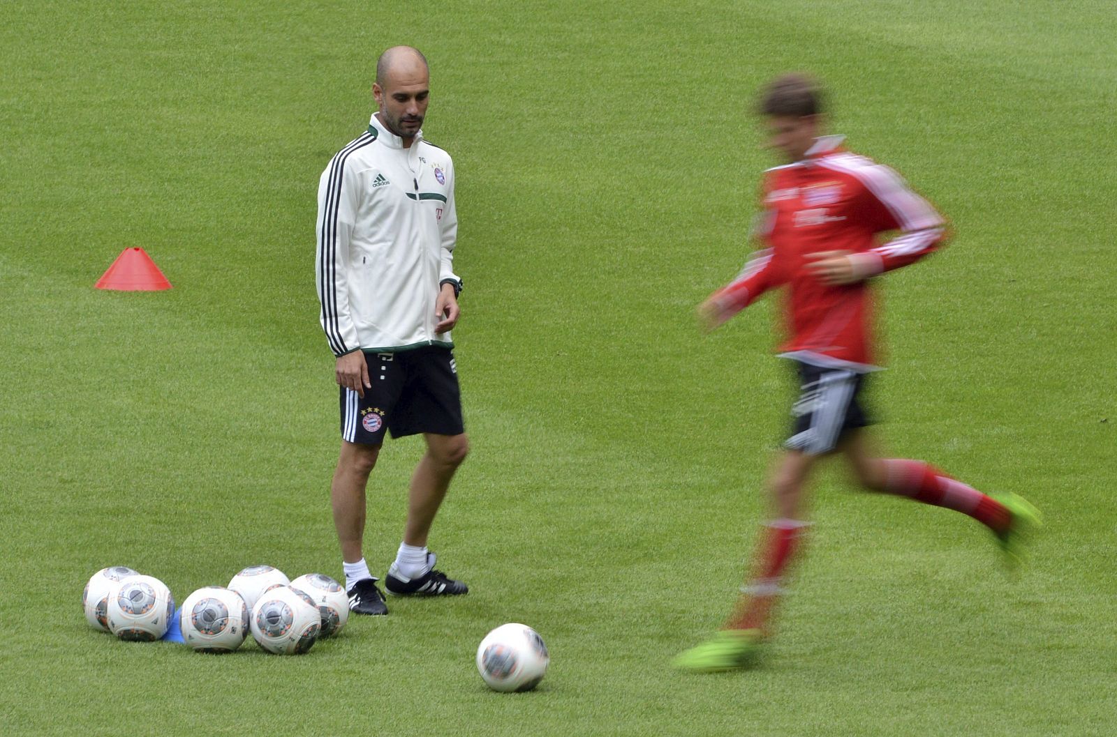 PRIMER ENTRENAMIENTO DE PEP GUARDIOLA COMO TÉCNICO DEL BAYERN MÚNICH