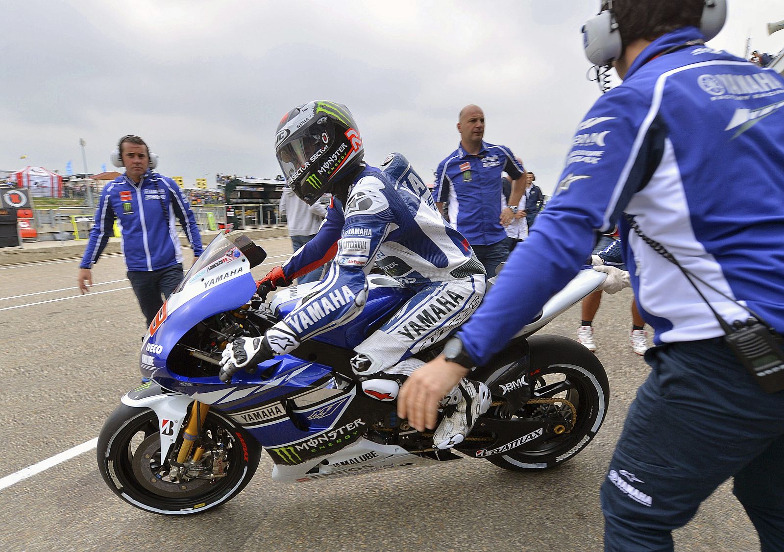 Jorge Lorenzo (Yamaha YZR M 1) durante una sesión de entrenamientos libres en Sachsenring.