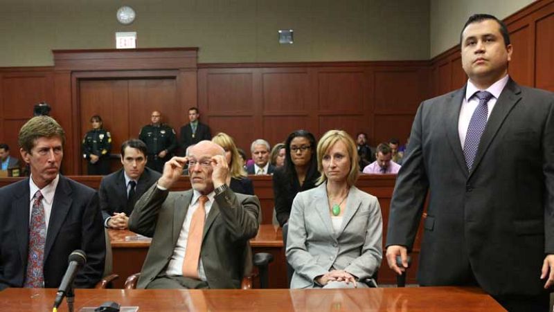 Absuelven a Zimmerman de los cargos de asesinato en segundo grado y homicidio