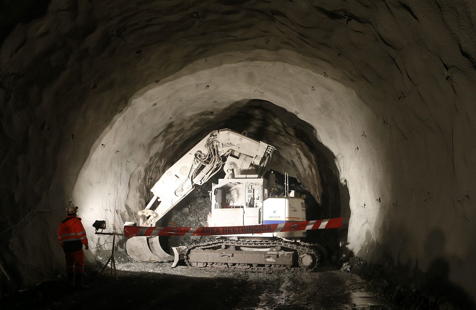 Trabajos de perforaciTrabajos de perforación en la Mina El Teniente, en la región de O'Higgins, unos 120 kilómetros al sur de Santiago de Chile