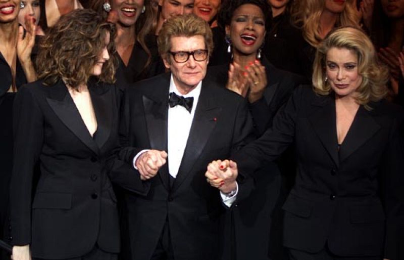 Muere a los 71 años de edad el diseñador francés Yves Saint Laurent