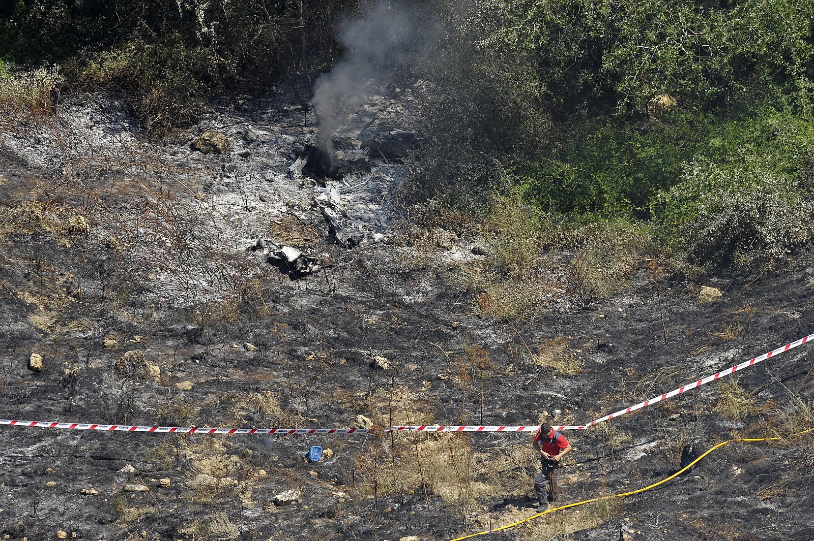 DOS FALLECIDOS AL ESTRELLARSE UN ULTRALIGERO EN MILAGRO (NAVARRA)