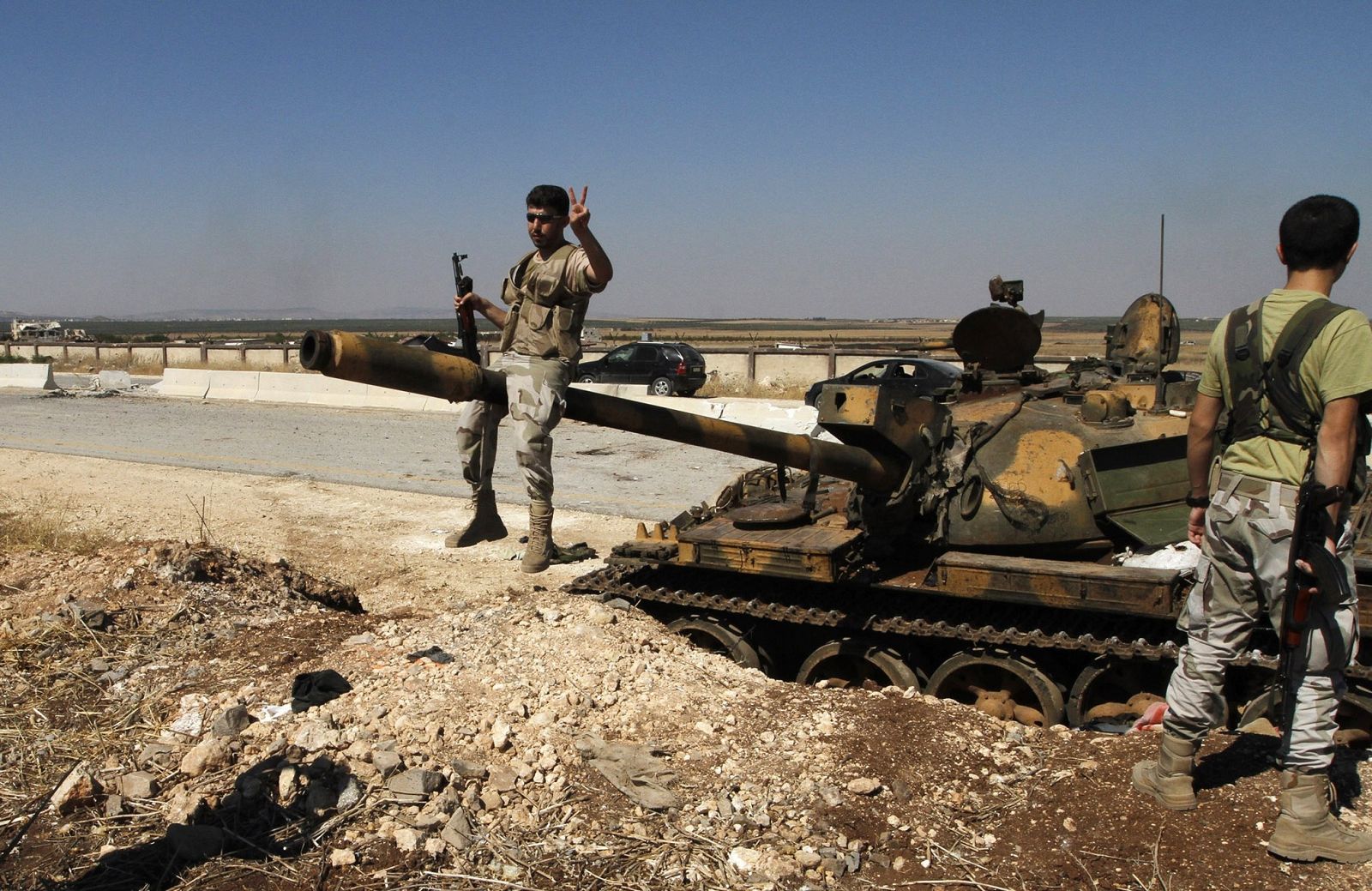 Los rebeldes sirios anuncian la captura de una base aérea militar cercana a Alepo