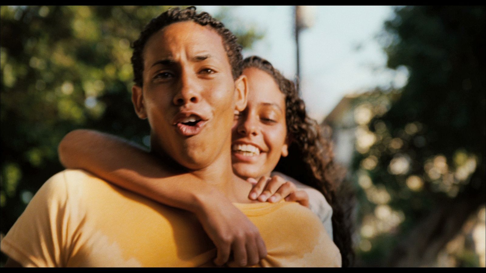 3-una-noche-elio-and-lila-together