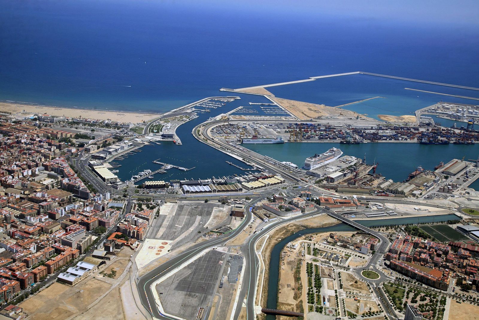 VALENCIA CONFÍA EN SER EL MAR DE MADRID EN SU SUEÑO OLÍMPICO 2020