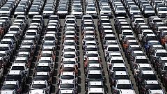 Competencia abre expediente a empresas y concesionarios de coches por fijar precios