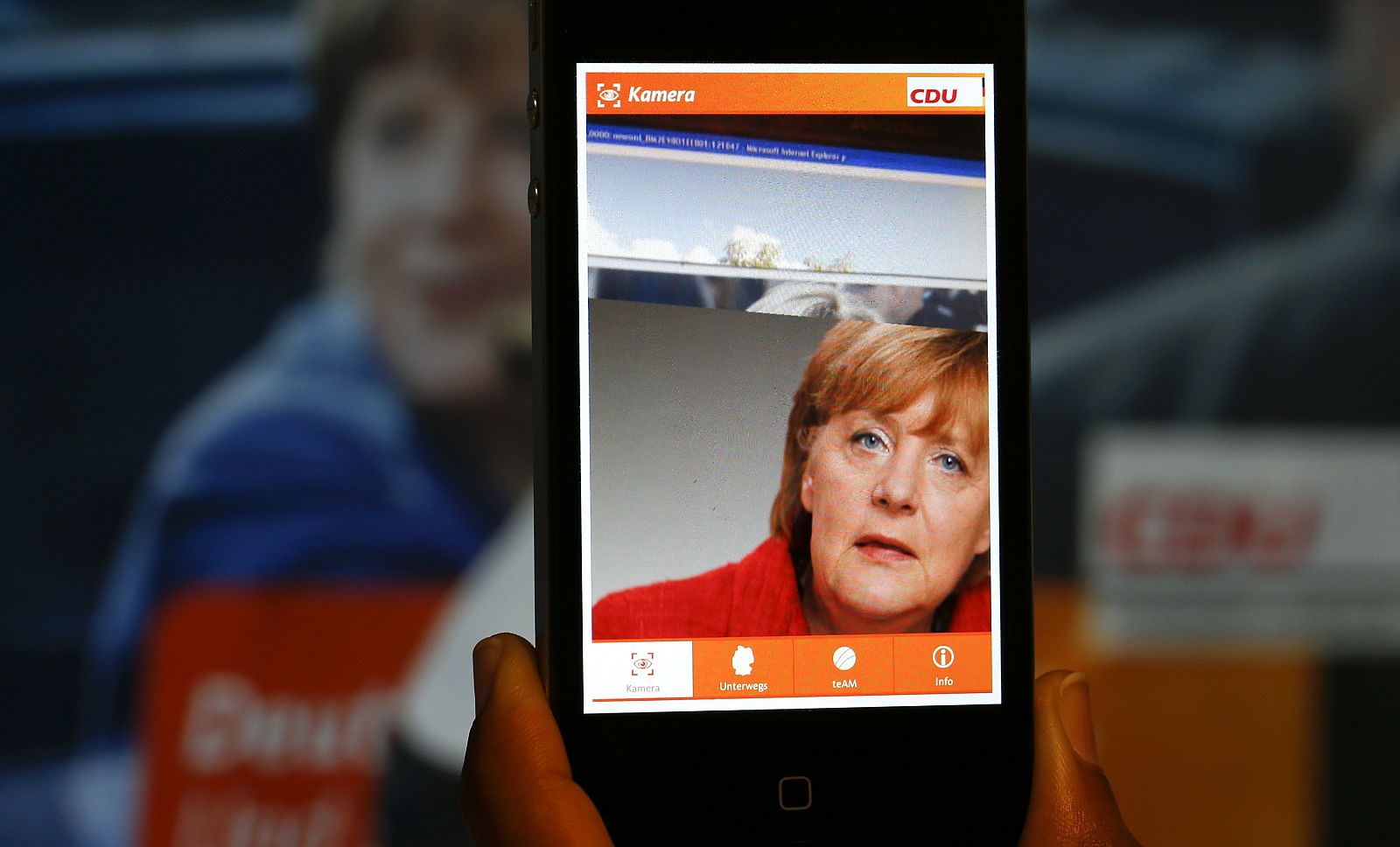 Merkel lanza una aplicación para smartphones que proporciona información a los votantes