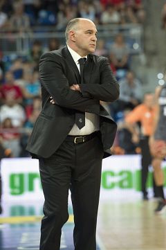 Pablo Laso alaba "el esfuerzo extra" de sus jugadores para lograr la Supercopa