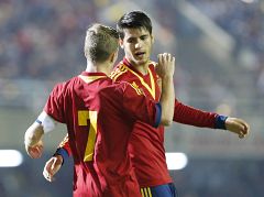 La 'Rojita' vence a Hungría gracias a la racha de Morata