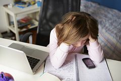 Seis de cada diez niños entre 10 y 15 años tienen móvil, un 3% menos que en 2012
