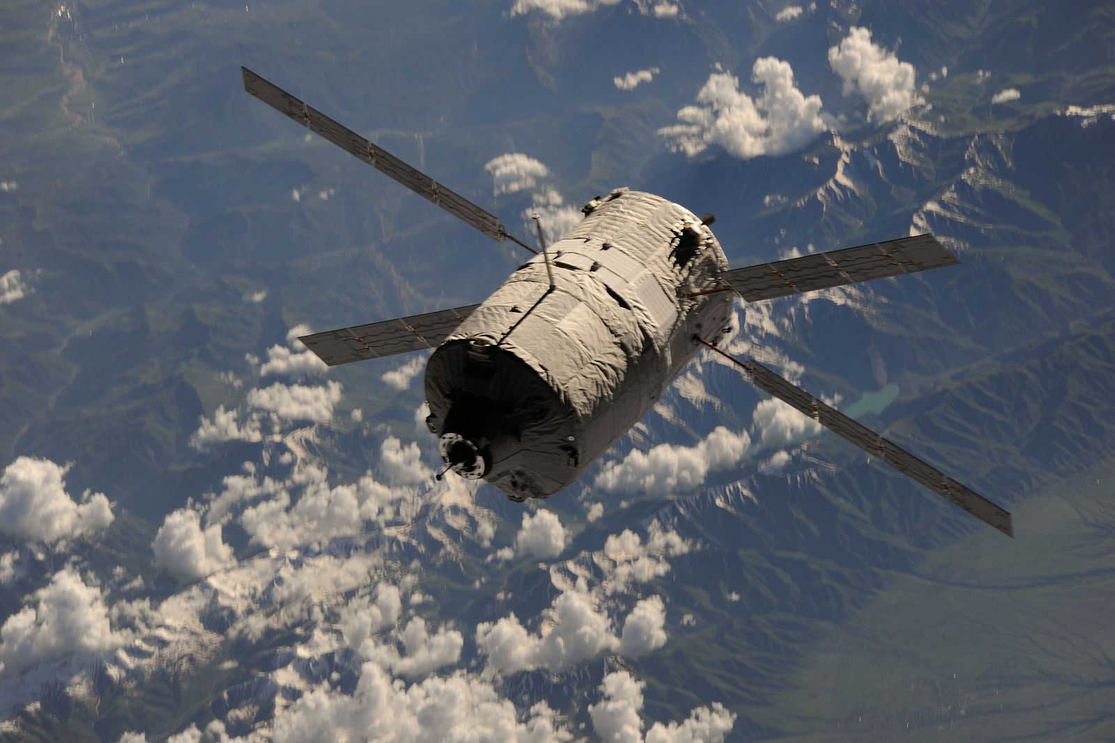 El ATV Albert Einstein llevó siete toneladas de material a la Estación Espacial Internacional.