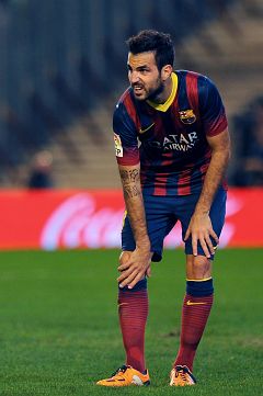 Cesc Fábregas es baja para los amistosos con España y Marc Bartra va en su lugar