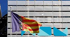 Una comisión judicial registra la sede de Canal 9 por las supuestas irregularidades en la visita del papa