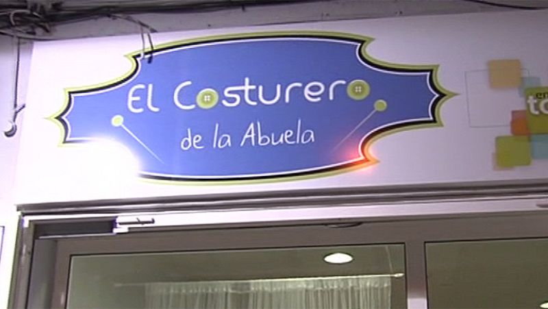 Cati inaugura 'El costurero de la abuela'