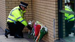 Al menos ocho muertos al estrellarse un helicóptero de la Policía contra un bar en Glasgow