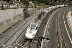 Fomento prohíbe el uso del móvil para conductores de tren salvo emergencia