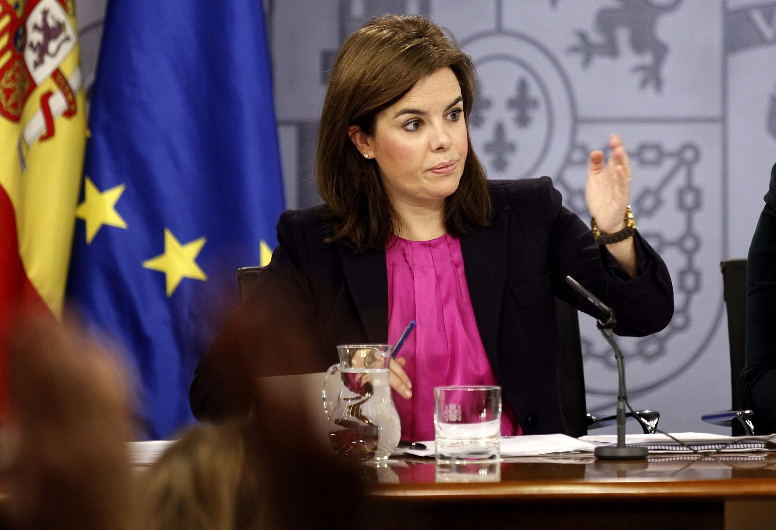 La vicepresidenta del Gobierno, Soraya Sáenz de Santamaría, durante la rueda de prensa posterior a la reunión del Consejo de Ministros.