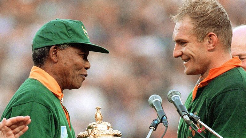 El sueño ovalado de Nelson Mandela