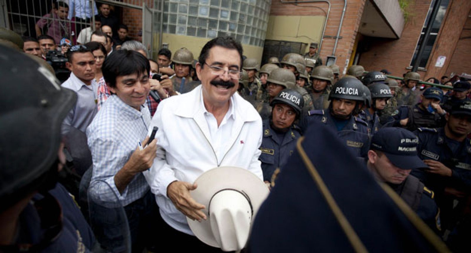 Hernández promete un gobierno austero, pequeño y efectivo para Honduras