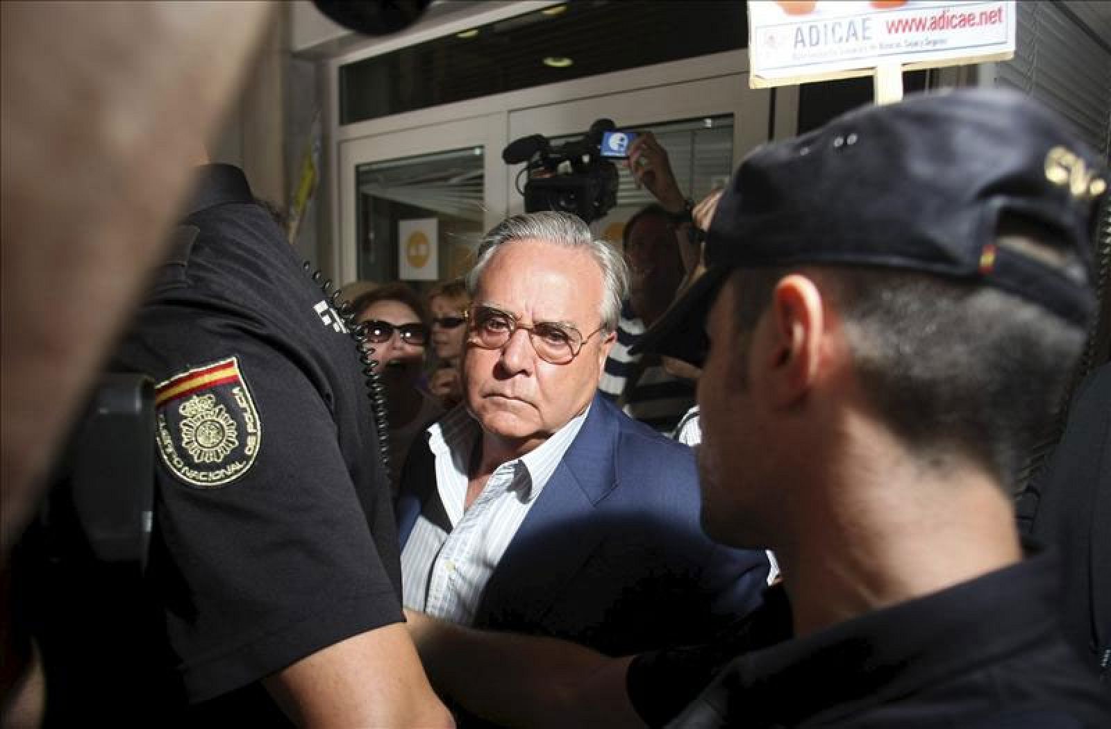 El exalcalde de Alicante, Luis Díaz Alperi, es procesado por delitos contra Hacienda