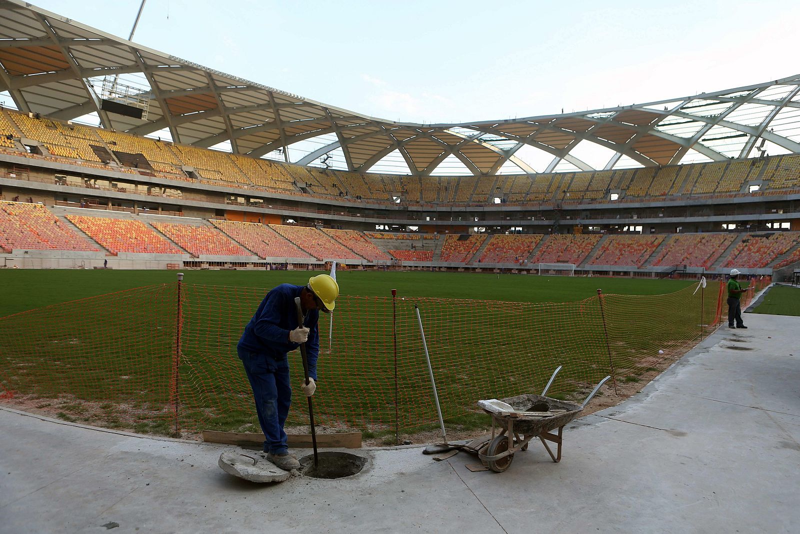 UN OBRERO MUERE EN OBRA DEL ESTADIO MUNDIALISTA DE MANAOS