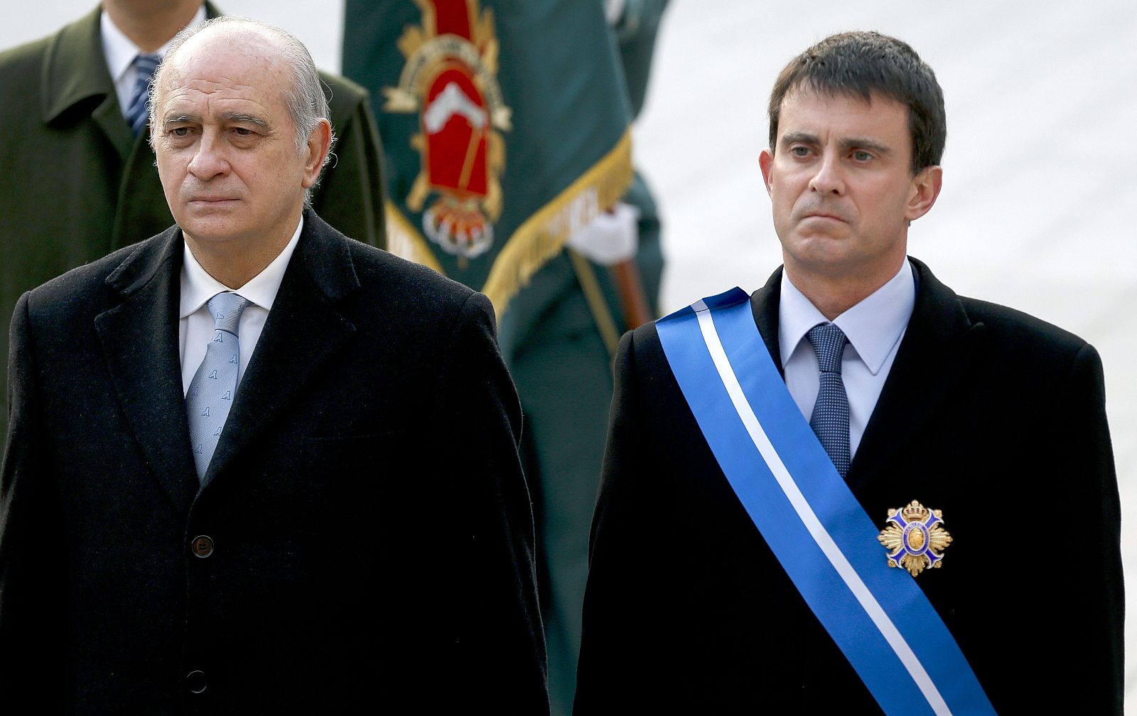 Valls, condecorado con la Gran Cruz del Mérito Civil