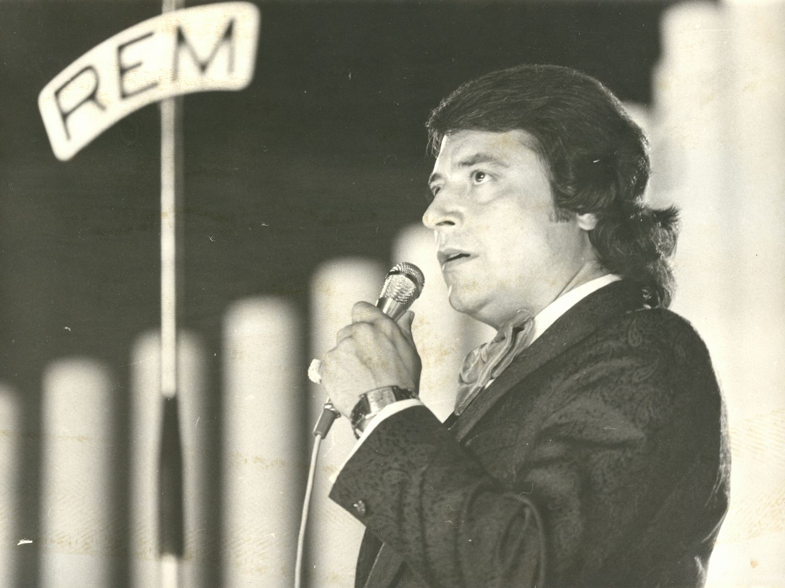 Tito Mora, en una actuación.