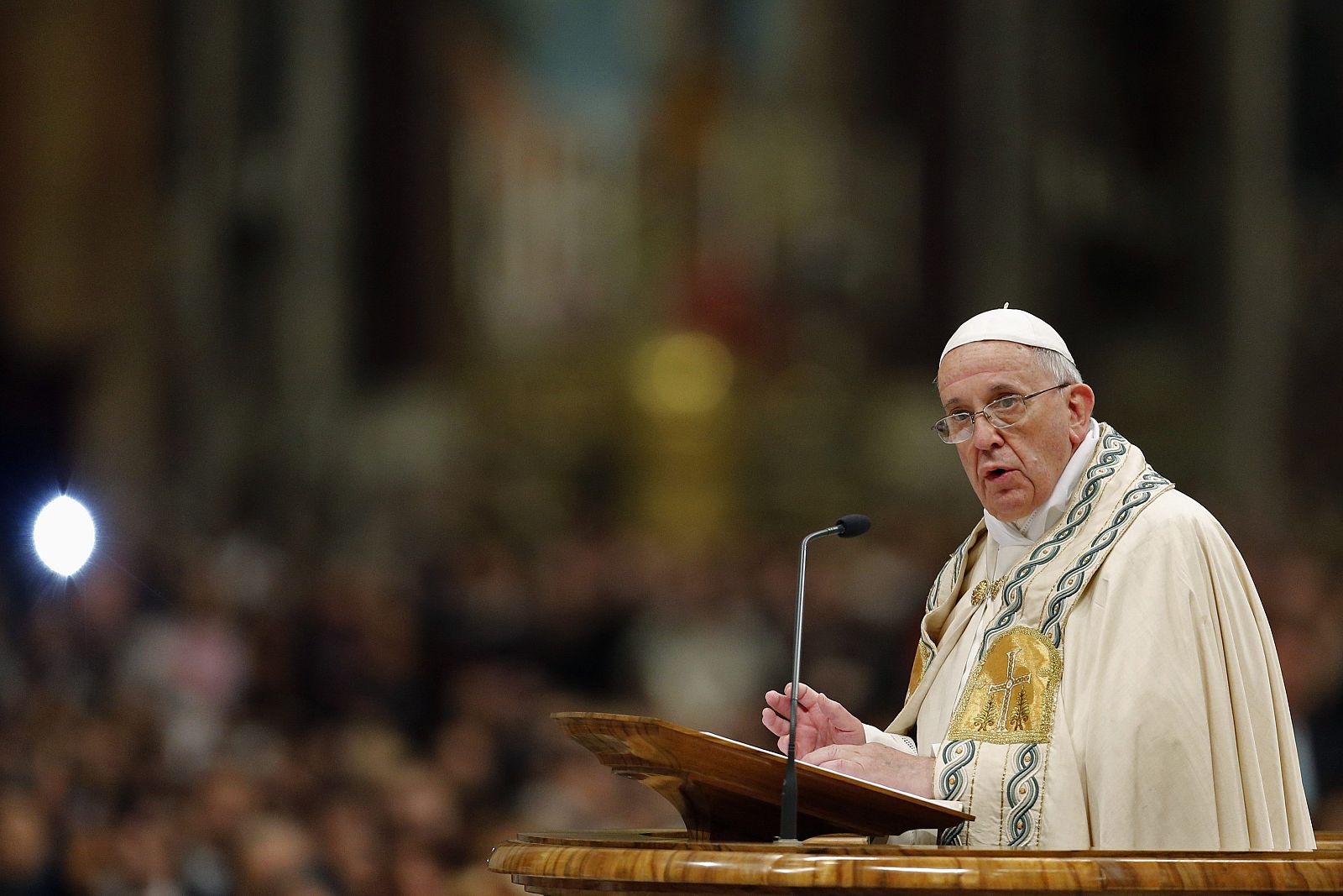 El papa Francisco celebra, por primera vez, la ceremonia de Vísperas  y Te Deum