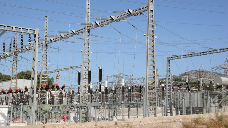 La CNMC confirma que en la subasta de la luz del 19 de diciembre hubo "circunstancias atípicas"