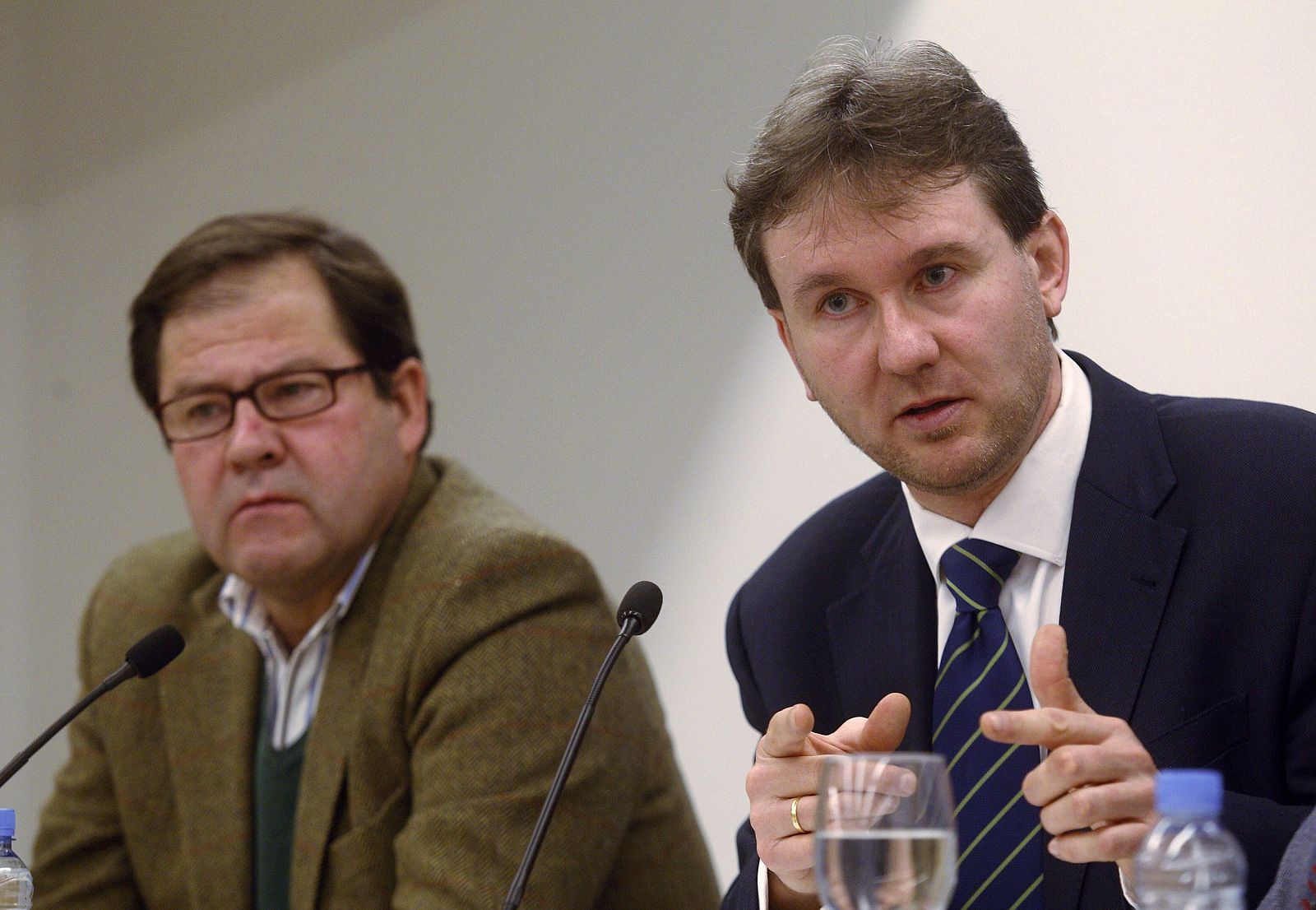 EL ALCALDE DICE NO SE VAN A PARALIZAR LAS OBRAS QUE ORIGINAN LAS PROTESTAS