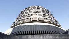 El Constitucional suspende la ley andaluza que permite expropiar viviendas a los bancos