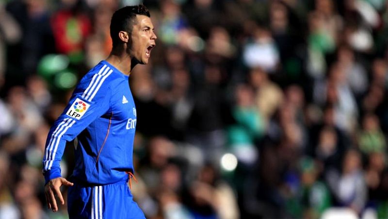 El Madrid se aprovecha de los dos empates consecutivos de Barça y Atlético