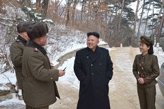 Corea del Norte ofrece al Sur una distensión a cambio de suspender las maniobras con EE.UU.