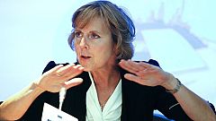 La comisaria de Cambio Climático afirma que el sistema eléctrico español es "insostenible"